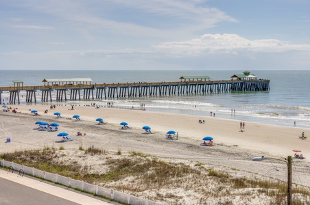 Pier/Beach Views