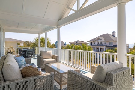 2nd Floor Deck