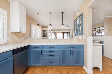 Enjoy the ocean view from your cheerful kitchen, while preparing meals.