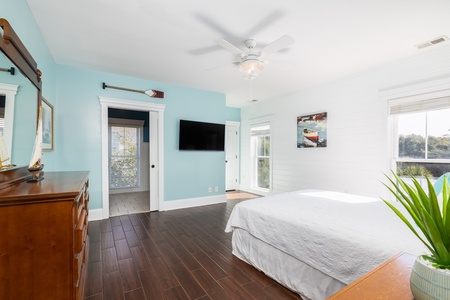Bedroom #3 | Second Floor Queen Room - Island Side