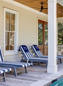 Poolside Seating | 1st Floor