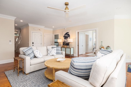 1st Floor Living Room