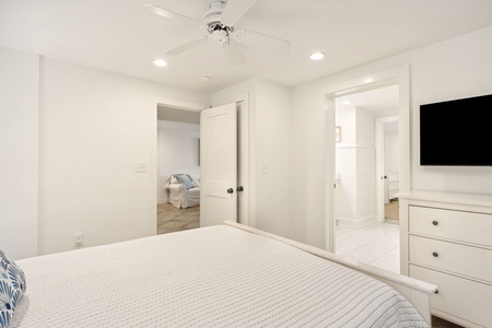 Queen Bedroom #3