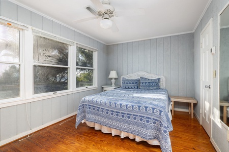 First floor queen bedroom with access to bath