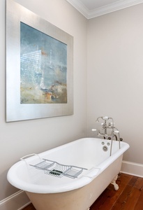 Soaking Tub