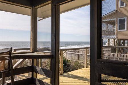 Screened in Porch