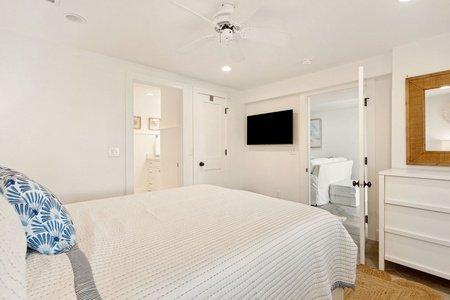 Ground Level Bedroom #4