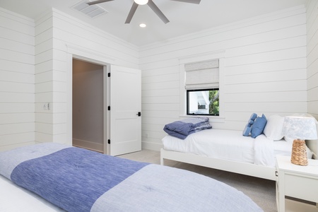 Queen With Twin Bedroom