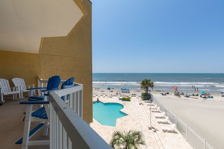 Balcony to pool 2