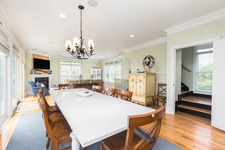Host memorable dinners at the large dining table, just off the kitchen, with plenty of space for the whole crew.