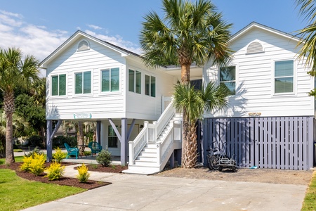 A private driveway makes parking a breeze
