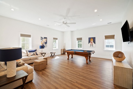 Upstairs Living Area