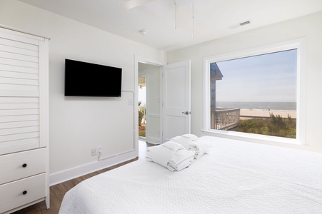 Oceanfront Bedrooms with Flat Screen Tvs