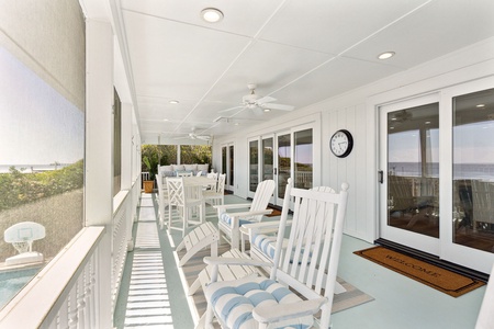 Screened-in porch