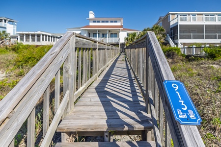 Boardwalk to Humphrey's Hideaway