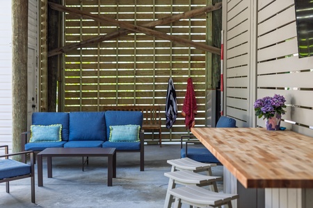 Outdoor Bar
