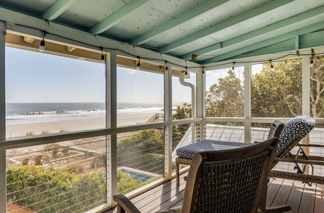 Screened porch 1