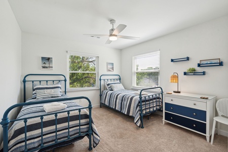 Second Floor Bedroom-Twins