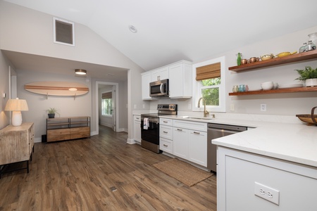 Your fully-equipped kitchen has everything you need to make your favorite vacation meals