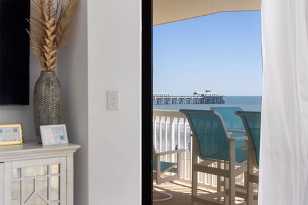 Oceanfront Pier Views