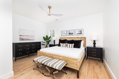 Upstairs King Bedroom