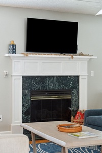 Firelplace in Main Living Room