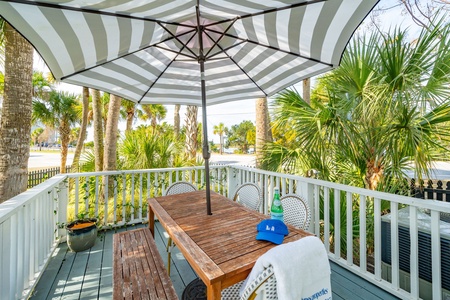 Outdoor dining area