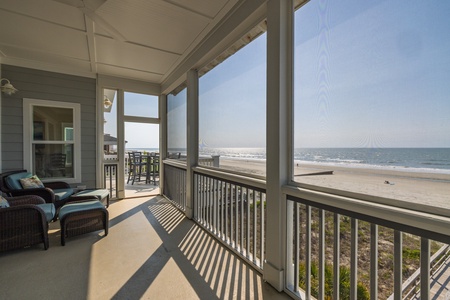 Screened-in Deck