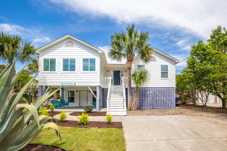 Coastal charm awaits at Sandy Cheeks