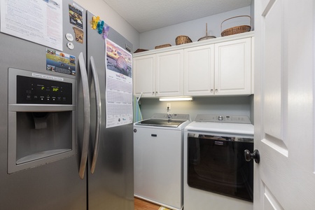 Additional Fridge & Laundry