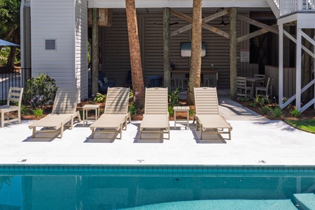 Pool Loungers