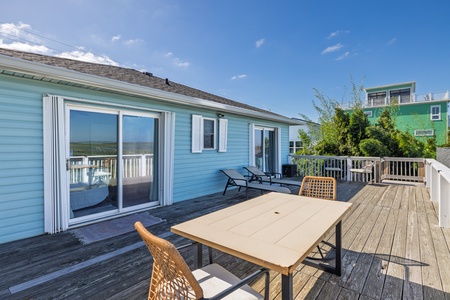 Your back deck has plenty of seating options