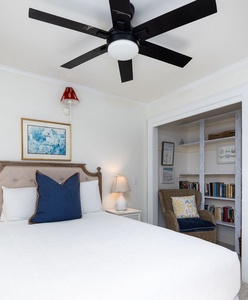 Queen bedroom with reading nook