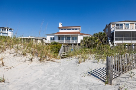 Humphrey's Hideaway viewed from Folly Beach