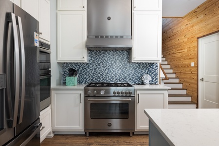 Cook meals on the professional stovetop