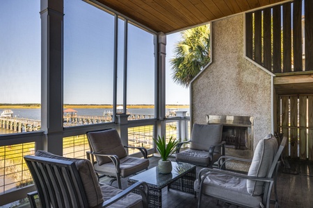 First Floor Screened Porch