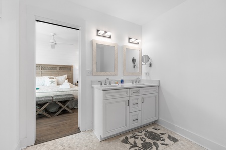 Primary En Suite Bathroom