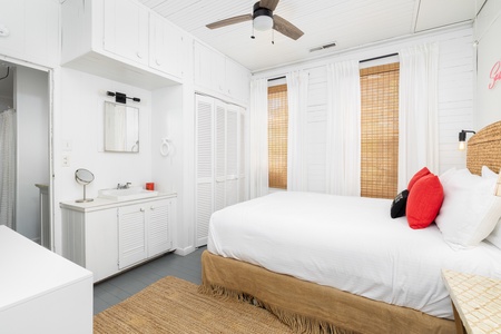 Queen Bedroom