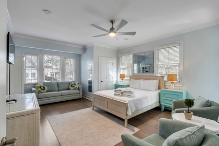 Relax in your spacious Queen bedroom with pullout sofa and en suite bathroom