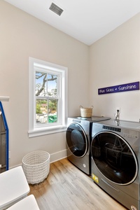 Mimosa Laundry Room