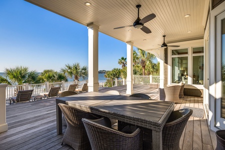 Enjoy evenings outside at your dining table