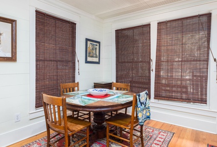 cozy dining area connected to living & kitchen