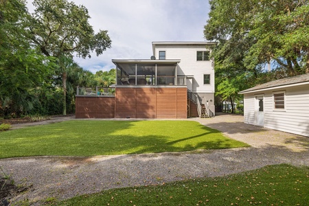 Large back yard for kids to play