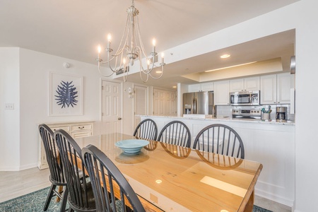 dining room to kitchen