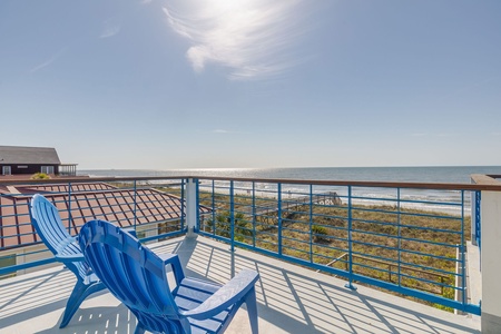 Oceanfront Top Deck