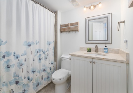Queen En Suite Bathroom