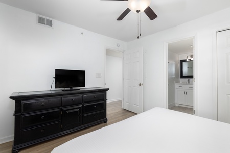 King Bedroom #2