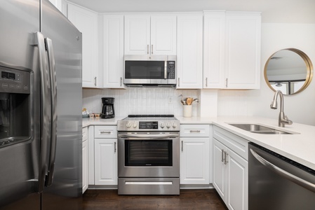 A beautifully updated kitchen is ready for your favorite meals