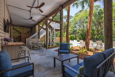Outdoor Bar