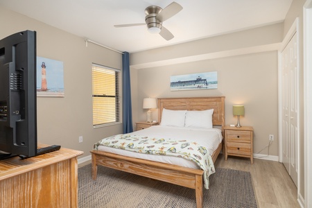 Rest peacefully in your second queen bedroom with private en suite bathroom